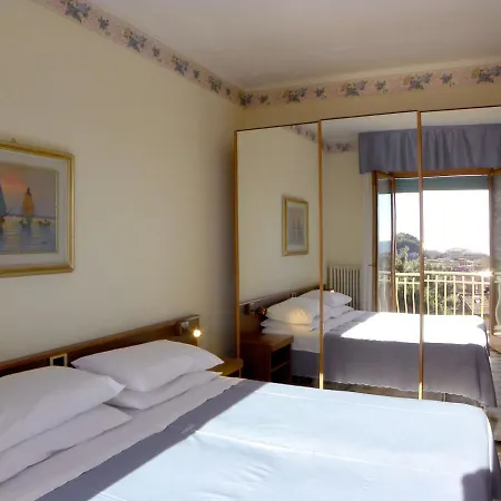 Apartment In With Garden Pietra Ligure
